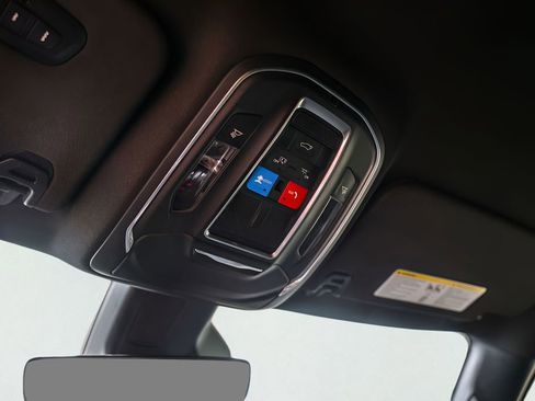 Used 2022 Jeep Wagoneer Series III AWD/4WD image 24