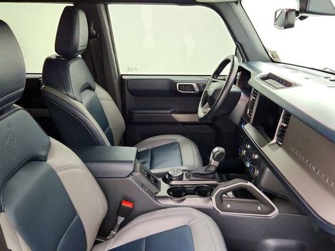 Used 2023 Ford Bronco Outer Banks AWD/4WD image 23