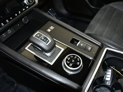 Used 2025 Mitsubishi Outlander SE image 26