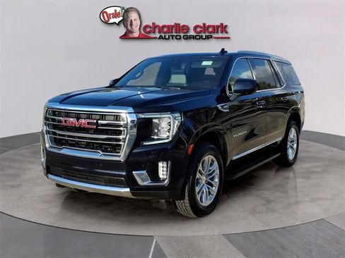 Used 2024 GMC Yukon SLT image 1