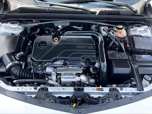 Used 2020 Chevrolet Malibu LS FWD image 31