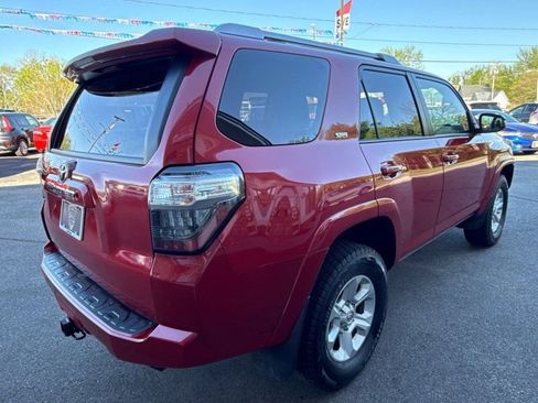 Used 2017 Toyota 4Runner SR5 Premium image 5
