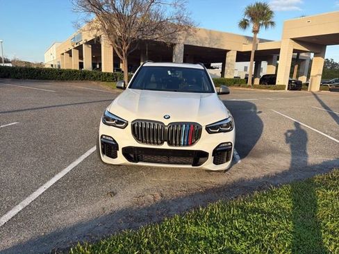 Used 2020 BMW X5 M50i w/ Premium Package image 2