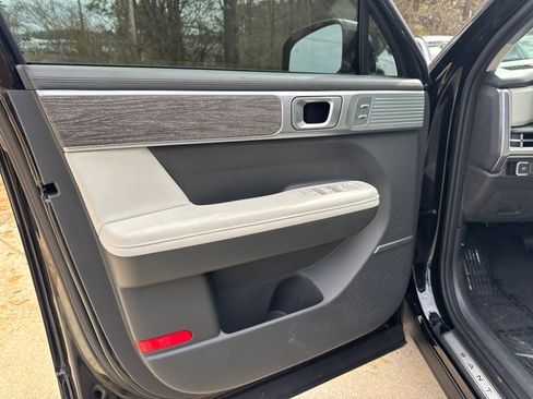 Used 2025 Hyundai Santa Fe Calligraphy image 10