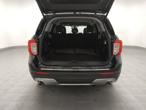 Used 2021 Ford Explorer Limited w/ Equipment Group 301A image 29