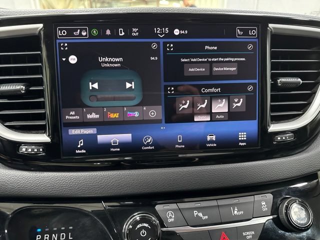Used 2024 Chrysler Pacifica Touring-L FWD image 20