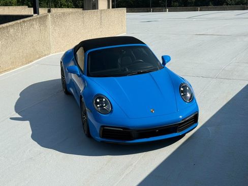 Used 2022 Porsche 911 Carrera w/ Premium Package RWD image 60