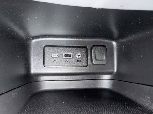 Certified 2023 Chevrolet Equinox LS w/ Driver Confidence II Package AWD/4WD image 24