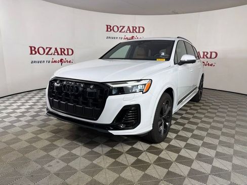Used 2025 Audi Q7 3.0T Premium Plus AWD/4WD image 4