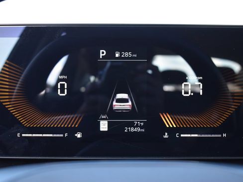 Used 2025 Kia K4 FWD image 10