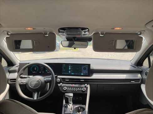 Used 2026 Hyundai Sonata SE FWD image 24