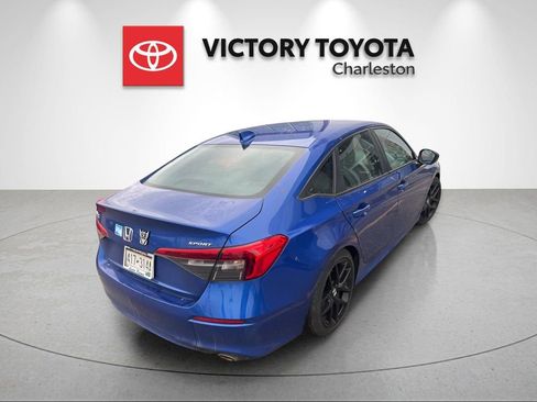 Used 2024 Honda Civic Sport image 4