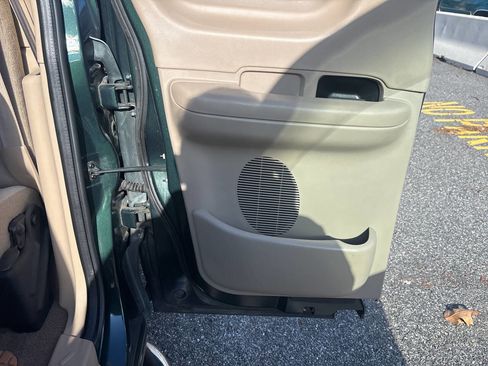 Used 2002 Ford F150 XLT image 21