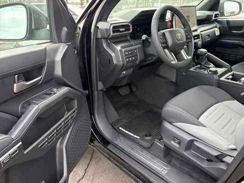 New 2025 Toyota Tacoma TRD Off-Road image 19
