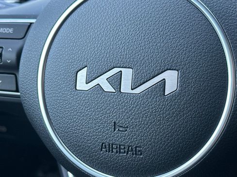New 2026 Kia K5 LXS FWD image 25