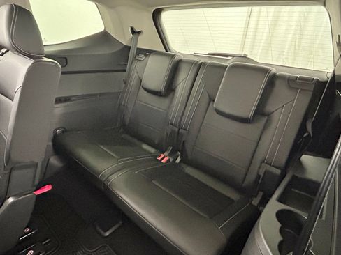 Used 2023 Volkswagen Atlas SE AWD/4WD image 35