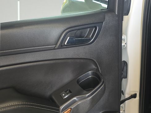 Used 2017 Chevrolet Tahoe Premier AWD/4WD image 25