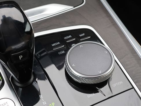 Used 2021 BMW X5 xDrive40i w/ Premium Package 3 image 31