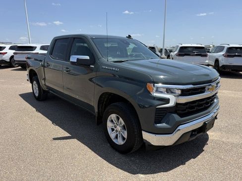 Used 2025 Chevrolet Silverado 1500 LT AWD/4WD image 42