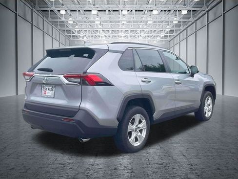 Certified 2021 Toyota RAV4 XLE AWD/4WD image 8