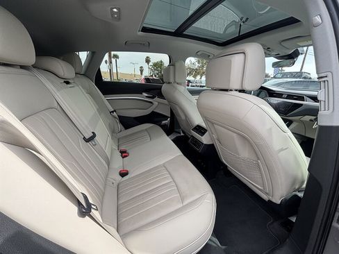 Used 2019 Audi e-tron Premium Plus AWD/4WD image 14