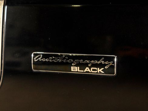 Used 2011 Land Rover Range Rover Autobiography image 12