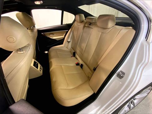 Used 2017 BMW 330i xDrive Sedan image 20