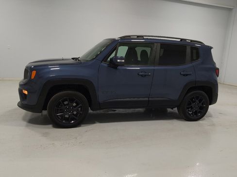 Used 2020 Jeep Renegade Altitude AWD/4WD image 2