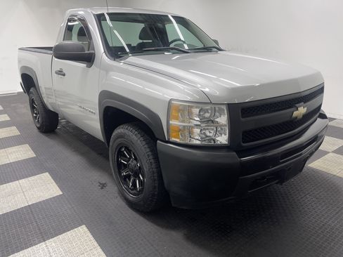 Used 2011 Chevrolet Silverado 1500 W/T image 6