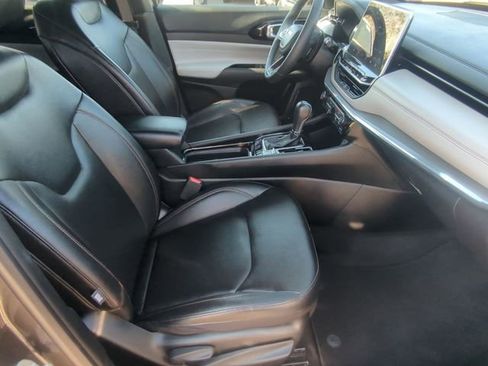 Used 2024 Jeep Compass Limited image 25