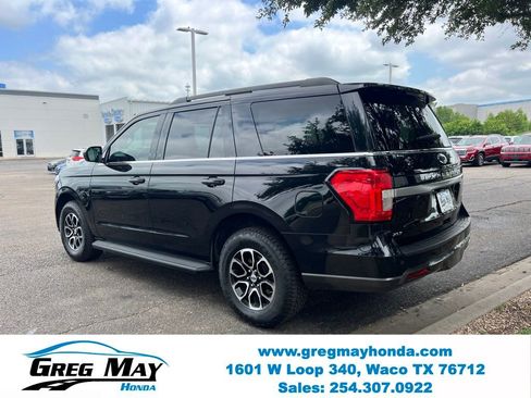 Used 2023 Ford Expedition XLT RWD image 5