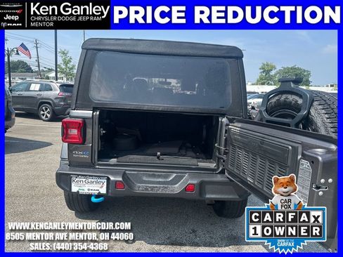 Certified 2023 Jeep Wrangler Unlimited Sahara AWD/4WD image 11