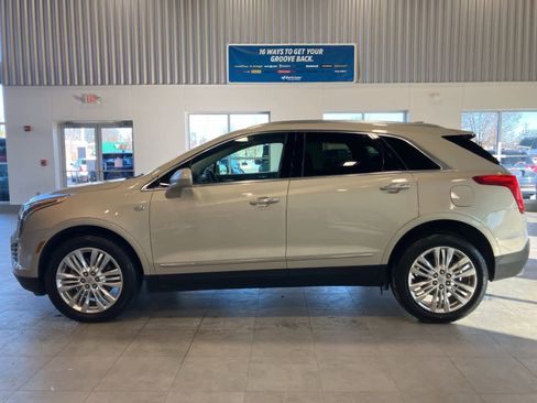 Used 2017 Cadillac XT5 Premium Luxury image 8