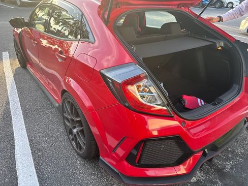 Used 2017 Honda Civic Type R image 13