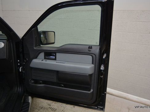 Used 2014 Ford F150 XLT w/ XLT Chrome Package AWD/4WD image 8