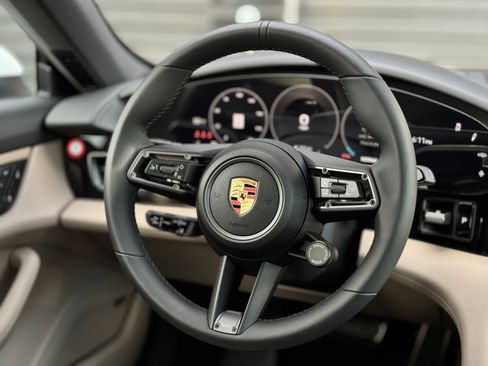 New 2025 Porsche Taycan image 20