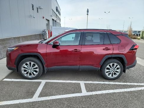 Used 2024 Toyota RAV4 XLE Premium w/ Weather Package AWD/4WD image 4