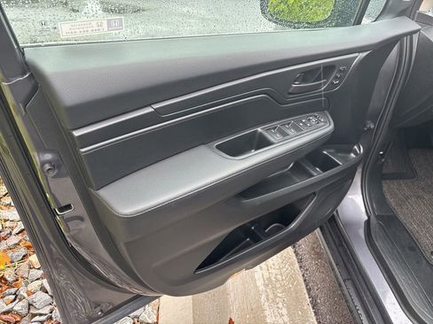 Used 2025 Honda Odyssey EX-L image 3