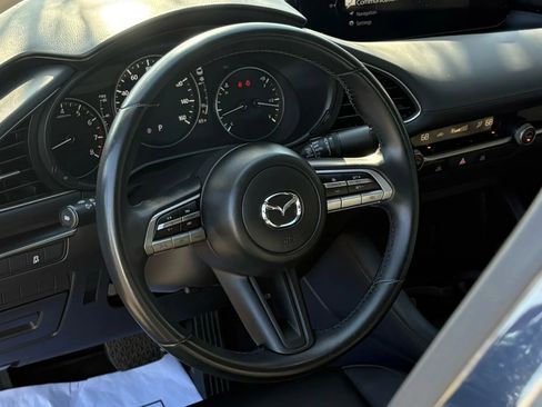 Used 2021 MAZDA MAZDA3 s image 13