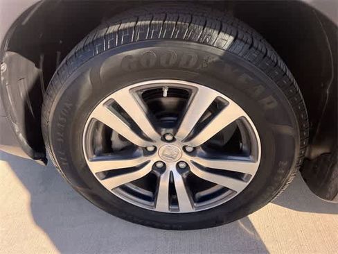 Certified 2017 Honda Pilot EX image 9