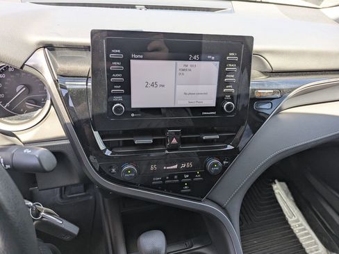 Used 2023 Toyota Camry LE FWD image 15