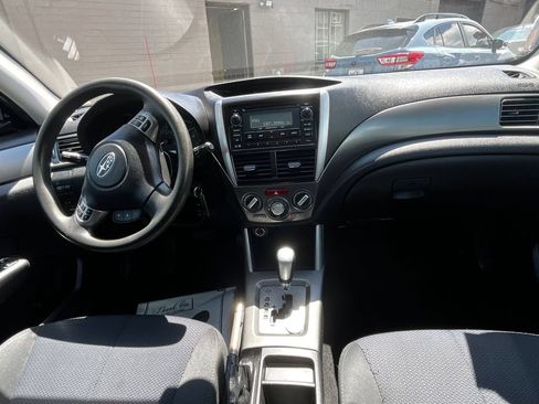 Used 2012 Subaru Forester 2.5X Premium w/ All-Weather Pkg AWD/4WD image 16