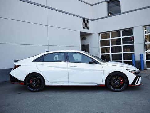 New 2025 Hyundai Elantra N image 3