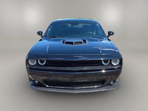 Used 2017 Dodge Challenger R/T Scat Pack image 2