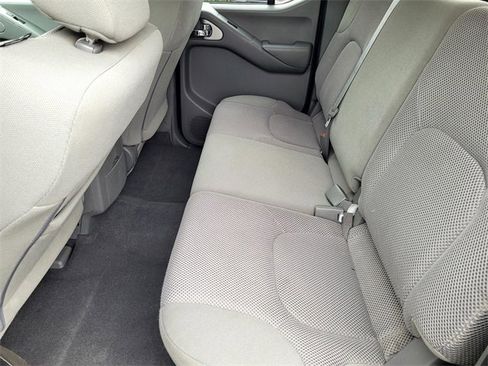 Used 2018 Nissan Frontier SV w/ Value Truck Package image 11