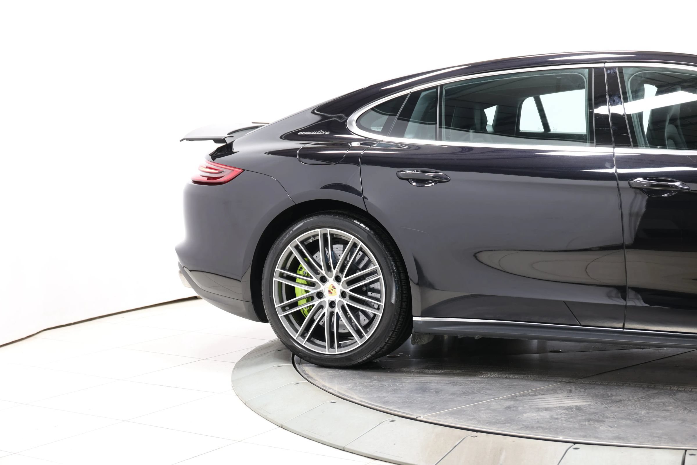 Used 2018 Porsche Panamera Turbo S Executive w/ Assistance Package AWD/4WD image 78