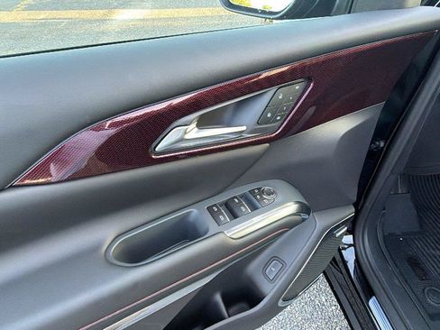 New 2027 Chevrolet Traverse RS w/ LPO, Floor Liner Package FWD image 15