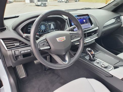 Used 2022 Cadillac CT5 Premium Luxury image 11