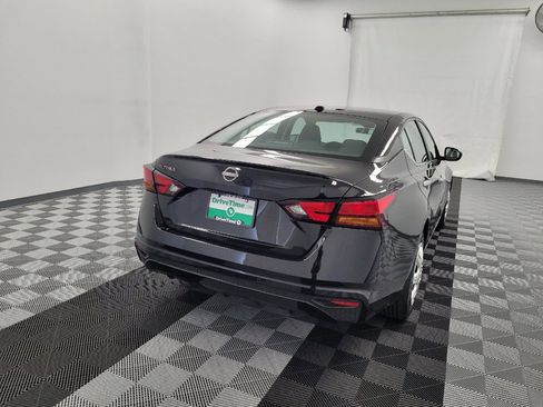 Used 2025 Nissan Altima 2.5 S FWD image 7