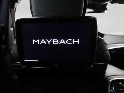 Used 2017 Mercedes-Benz Maybach S 600 image 23